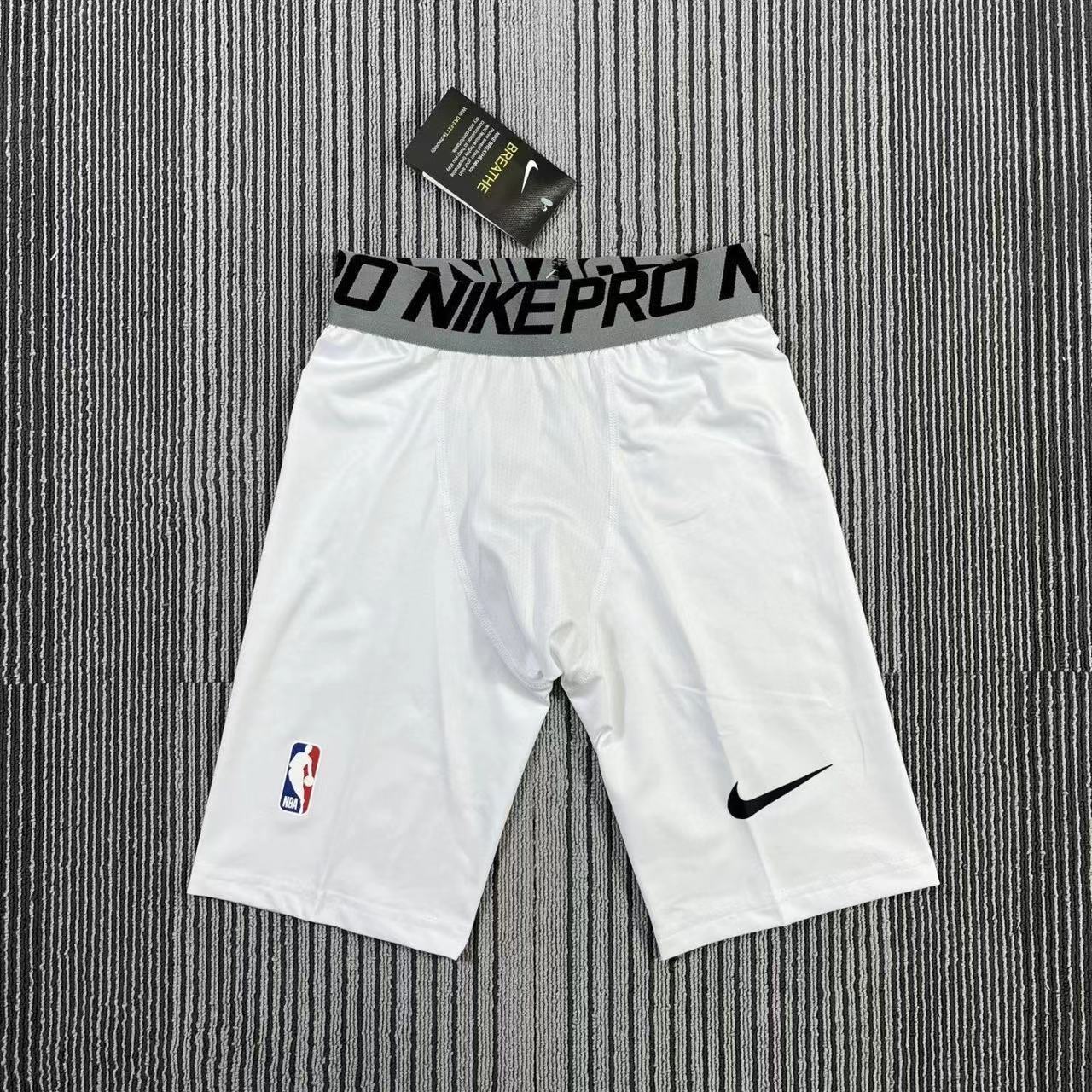 Front view of Compression Shorts "Pro" Compression, ideal for pro, by courtkicks.